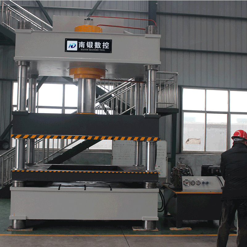 防火門芯壓制視頻