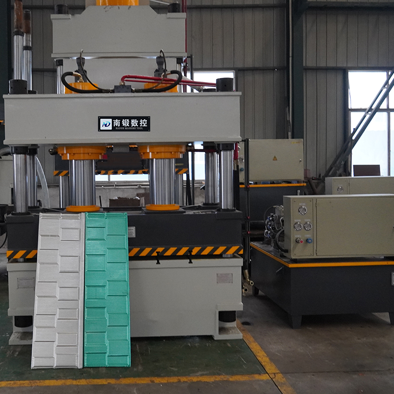 方格瓦七波瓦金屬成型油壓機(jī)315噸四柱液壓機(jī)