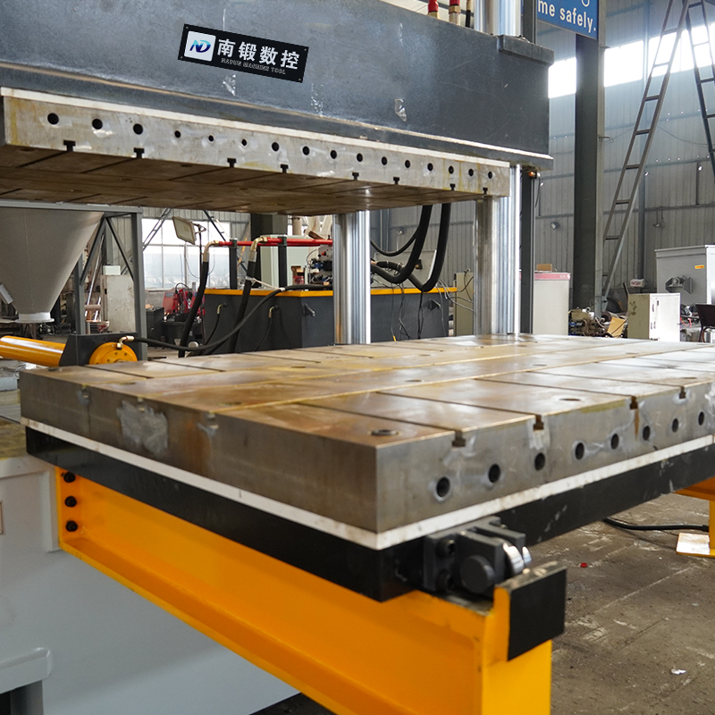 800噸液壓機熱壓成型油壓機復合材料成型壓力機