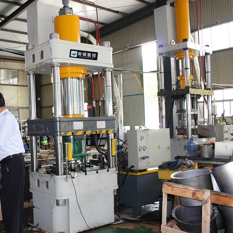 100噸三梁四柱液壓機(jī)廠家促銷單動薄板拉伸成型油壓機(jī)