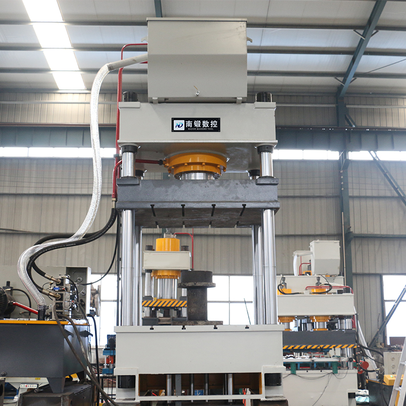 滕州315噸帶液壓墊油壓機伺服系統不銹鋼制品拉伸成型四柱液壓機