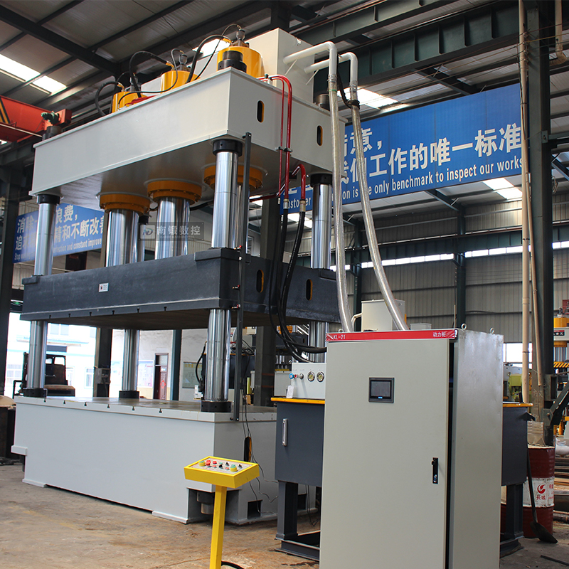 滕州1500噸新能源電池殼模壓液壓機