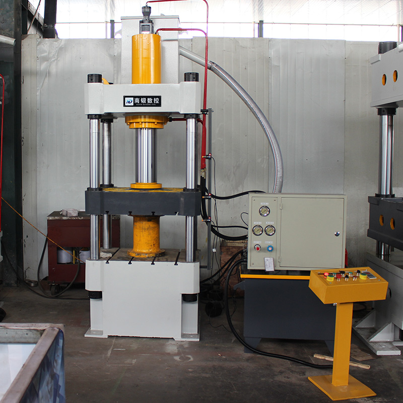 油壓機的液壓系統的基本原理及結構特點