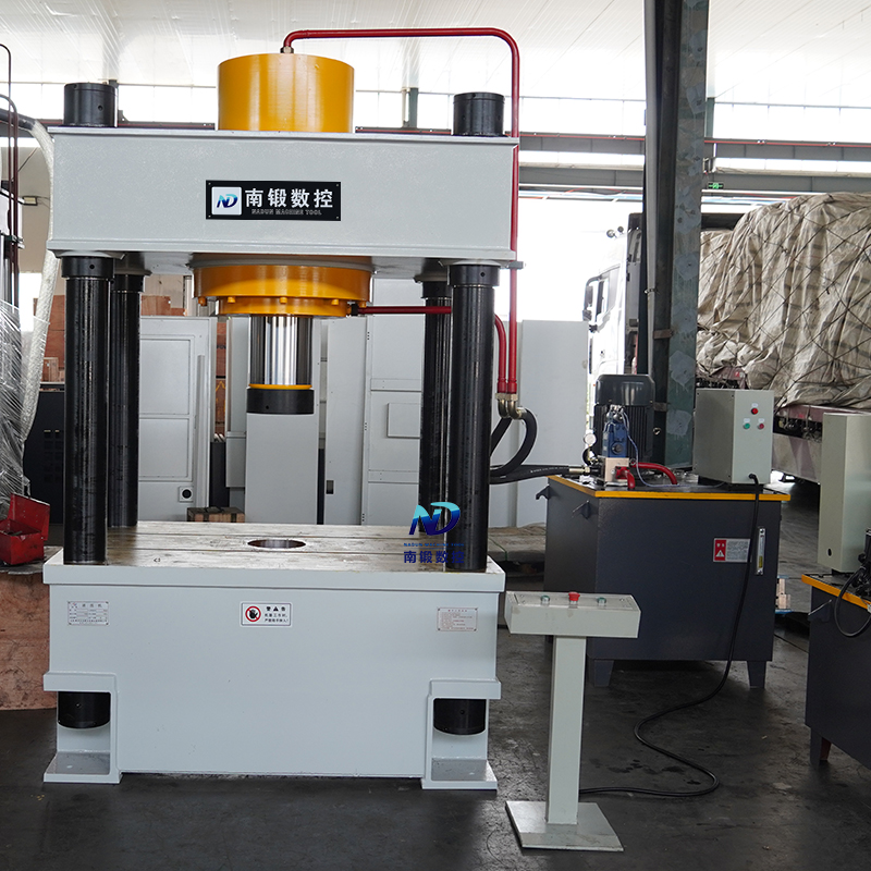 200噸多功能油壓機兩梁四柱壓力機滕州