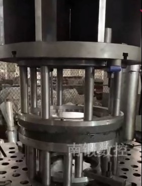 不銹鋼盆拉伸成型液壓機試機視頻油壓機試機