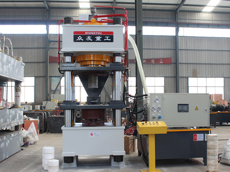 圓柱形牛羊舔磚鹽磚機315噸粉末成型三梁四柱油壓機