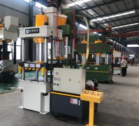 四柱油壓機空氣濾清器的作用？