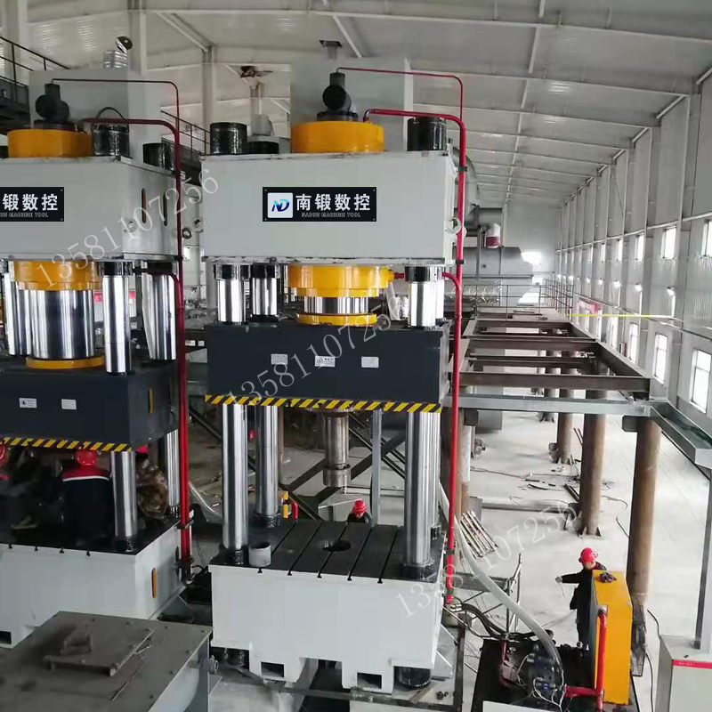 滕州1000噸石墨棒 石墨電極棒 碳棒粉末成型四柱油壓機