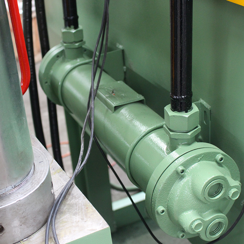 400t快速落料液壓機(jī)400t油壓機(jī)