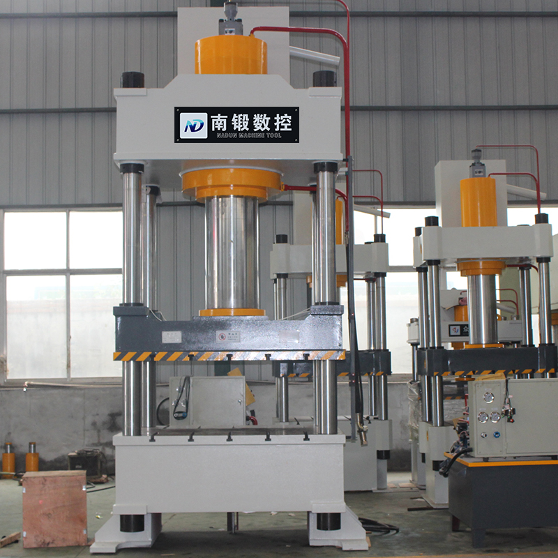 400t油壓機熱壓復合材料井蓋成型，工藝流程