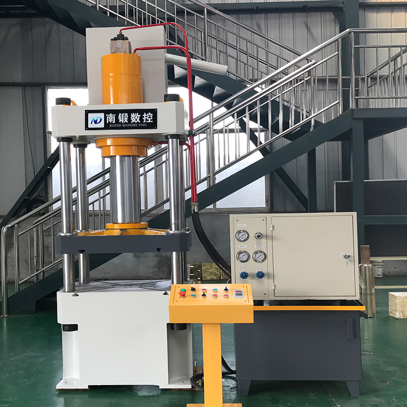 100T三梁四柱油壓機，100t成型油壓機性能特點