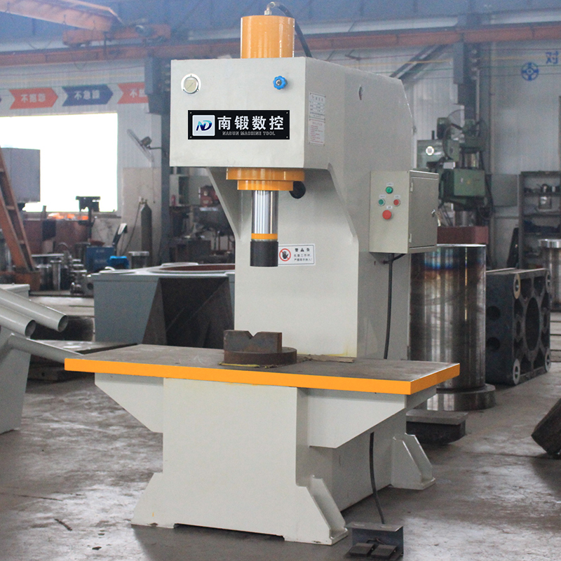 63T單臂油壓機，63TC形壓裝校直油壓機