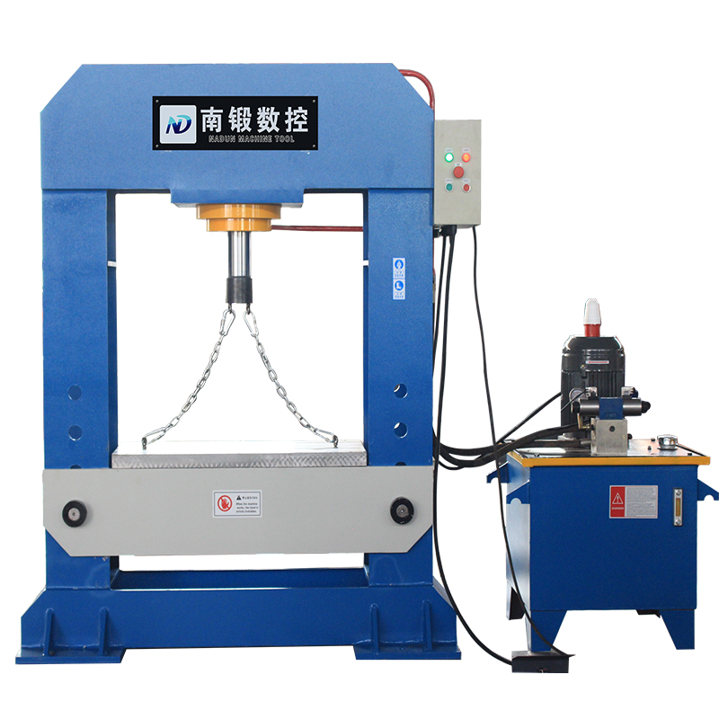 滕州南鍛100t龍門油壓機試機