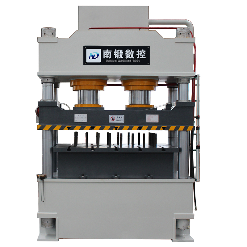 630T雙缸四柱油壓機，630噸汽車鈑金成型油壓機