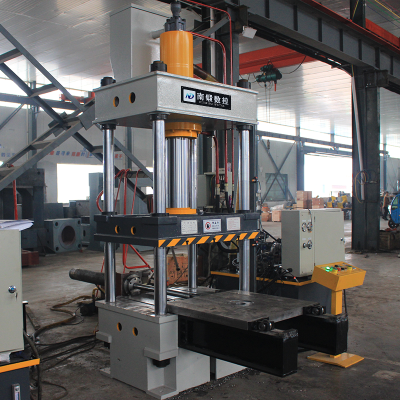 100t三梁四柱油壓機滕州100噸成型四柱油壓機移動工作臺