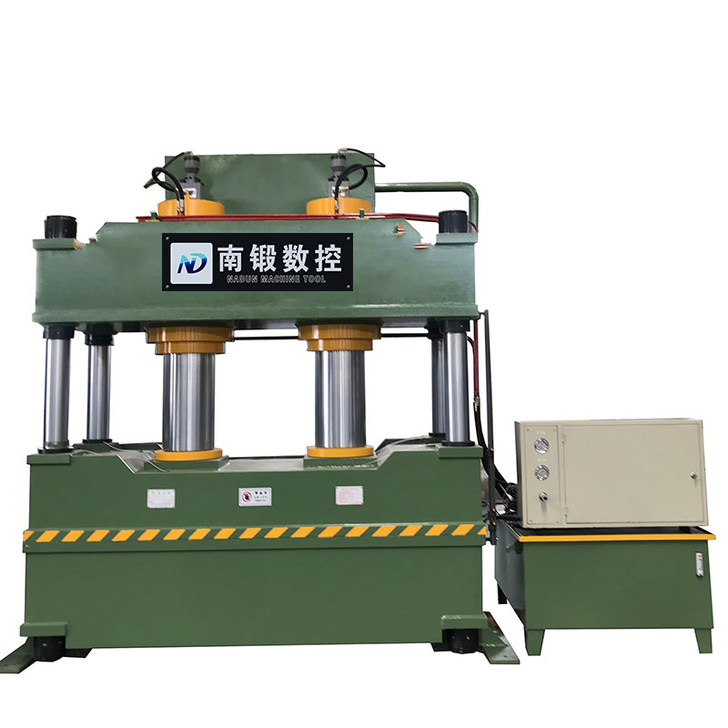 滕州500噸氧化鎂門芯成型液壓機500T雙缸大臺面四柱油壓機