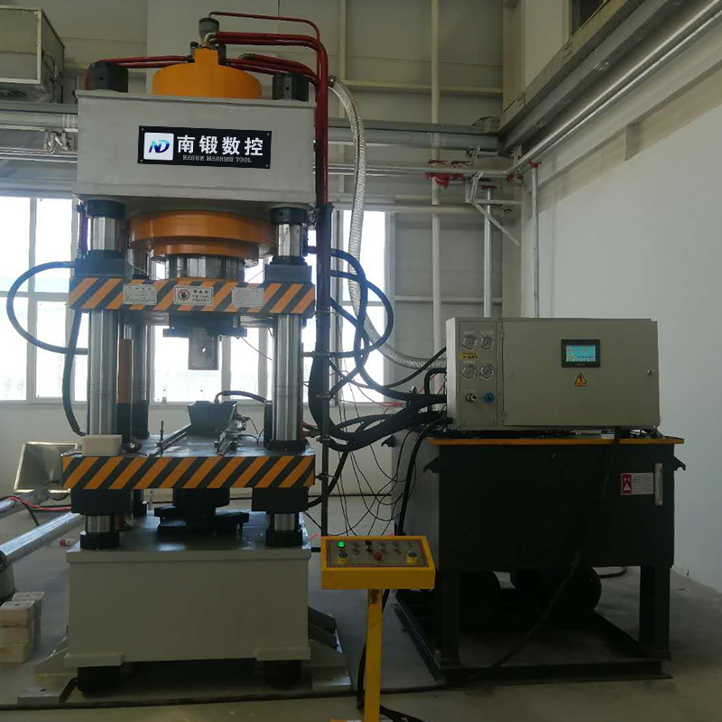 全自動(dòng)粉末成型液壓機(jī)500t牛羊舔磚鹽磚機(jī)10公斤鹽塊油壓機(jī)