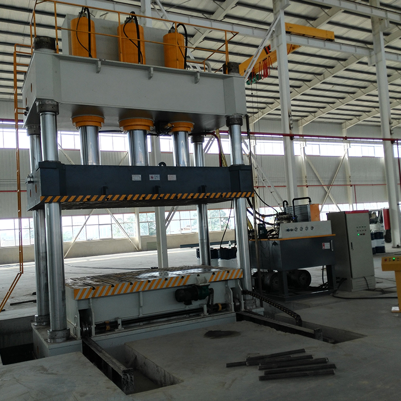 800噸四柱液壓機(jī)雙缸大臺(tái)面三梁四柱油壓機(jī)液壓機(jī)廠家滕州