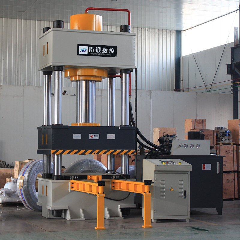 500噸移動工作臺液壓機定子轉子壓磚成型油壓機