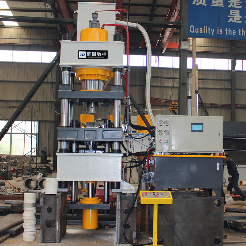 牛羊舔磚機廠家液壓機廠家滕州南鍛數控 牛羊舔磚機廠家液壓機廠家滕州南鍛數控