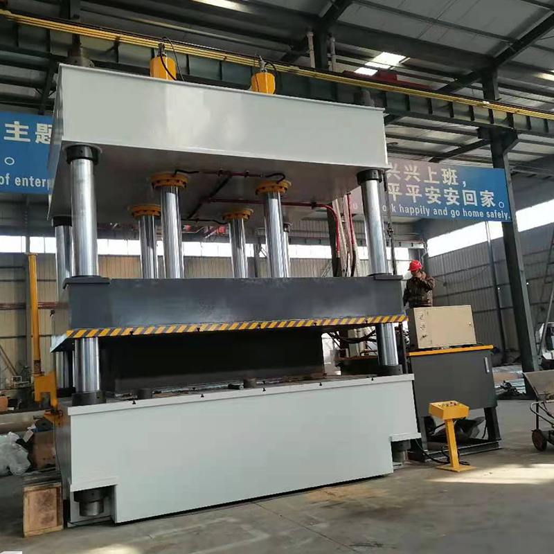 630噸四柱油壓機(jī)定制油壓機(jī)大臺(tái)面壓力機(jī)