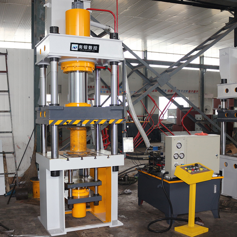 200噸不銹鋼拉伸油壓機金屬薄板成型液壓機南鍛數(shù)控