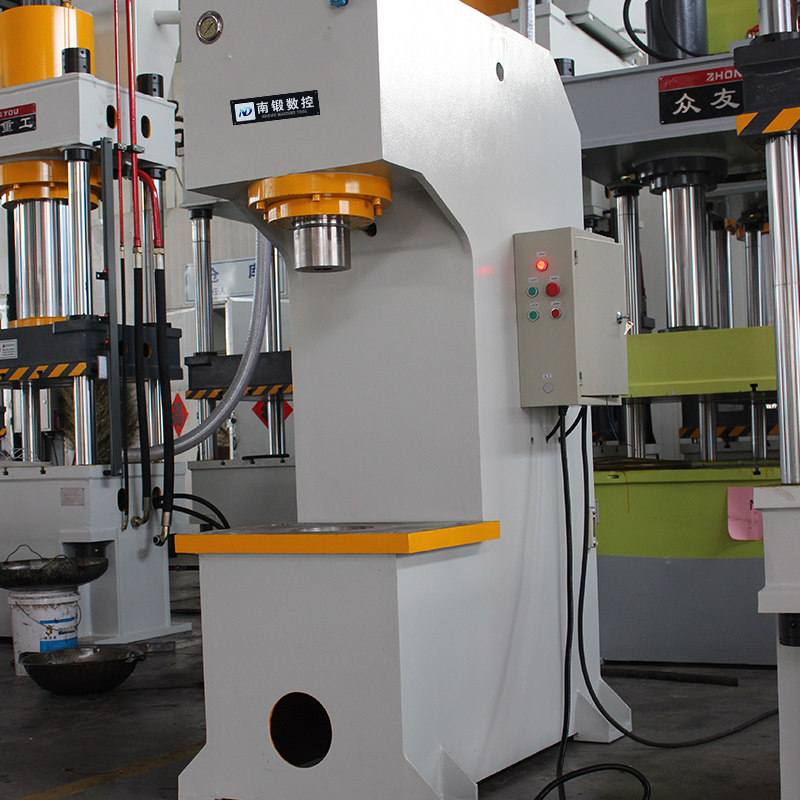 單臂液壓機100噸單柱油壓機C型壓力機滕州南鍛數(shù)控